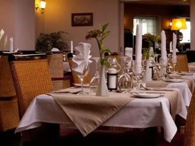 Club Salina Warhf - 40