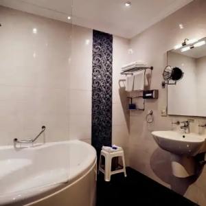 Paradise Bay Resort - 62