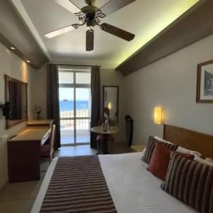 Paradise Bay Resort - 49