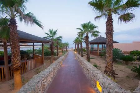 Ramla Bay Resort - 16