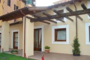 Bella di Casa, Bracciano