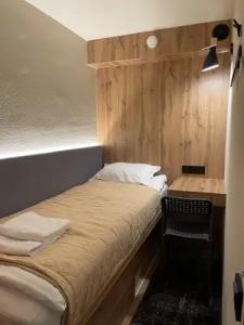 AQ Capsule Hostel - 35