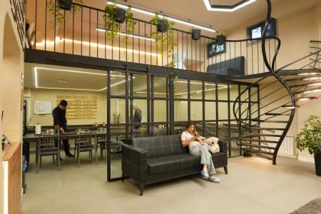 AQ Capsule Hostel - 14