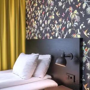 Thon Gyldenløve - 34