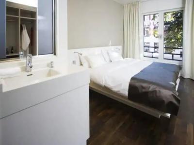 Thon Gyldenløve - 43