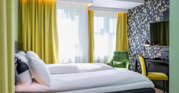 Thon Gyldenløve - 38