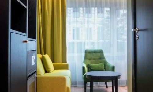 Thon Gyldenløve - 51