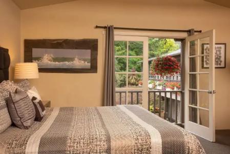 Carmel Country Inn - 0