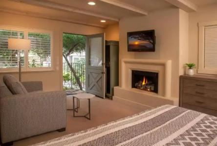 Carmel Country Inn - 49