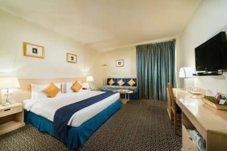 Tulip Inn Downtown Muscat - 28