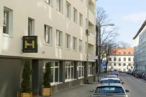 Helvetia Plus B&B, Warsaw