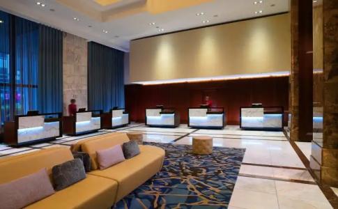 Warsaw Presidential - 1