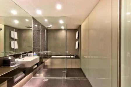 Warsaw Presidential - 25