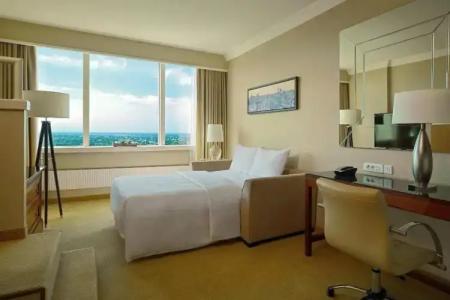 Warsaw Presidential - 45