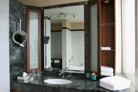 Warsaw Presidential - 124