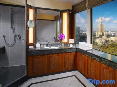 Warsaw Presidential - 99