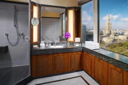 Warsaw Presidential - 93