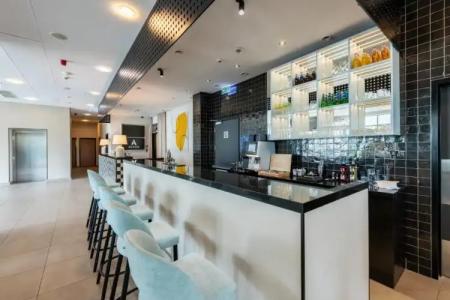 Ibis Styles Warszawa Airport - 16