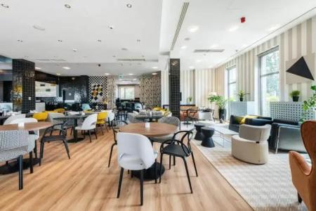 Ibis Styles Warszawa Airport - 14