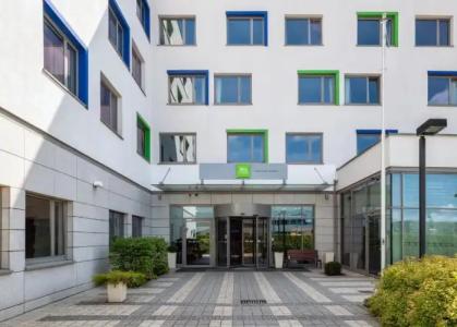 Ibis Styles Warszawa Airport - 22