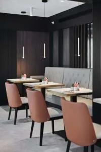 Radisson Collection, - 62