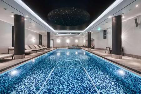 Radisson Collection, - 18