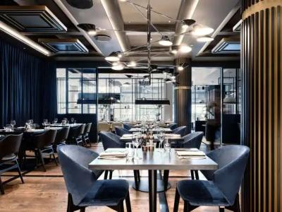 Radisson Collection, - 32