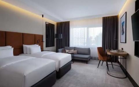 Radisson Collection, - 44