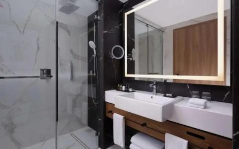 Radisson Collection, - 94