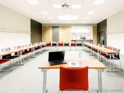 Ibis Warszawa Centrum - 17