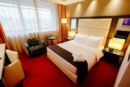 Holiday Inn Belgrade, an IHG - 2