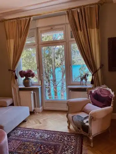 Adora Luxury - 27