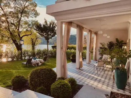 Adora Luxury - 7