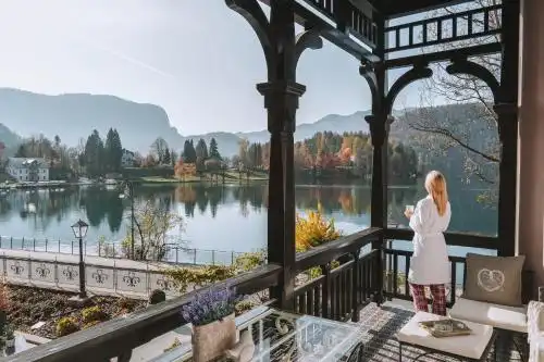 Adora Luxury - 17