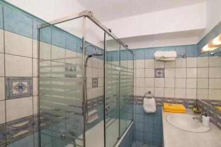 Andreolas Luxury Suites - 31