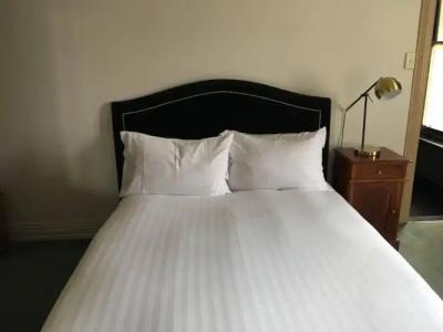 Macquarie Manor - 30