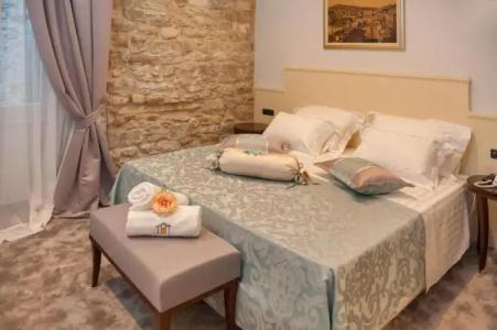 Heritage Antique - 1