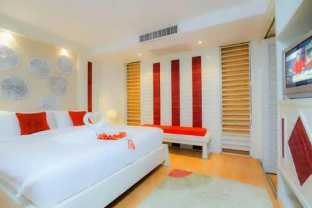 The Royal Palm Beach Front - 42