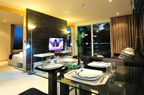The Baycliff Residence - 14