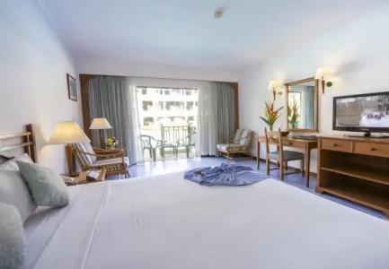 Amora Beach Resort Phuket - SHA Extra Plus - 2
