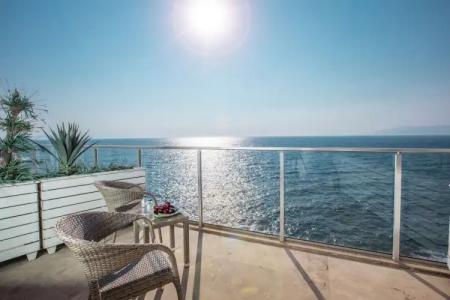 Charisma de Luxe - 108