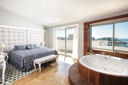 Charisma de Luxe - 153