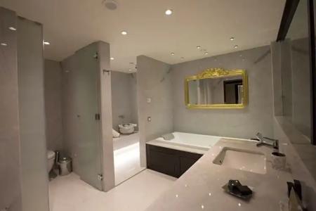 Charisma de Luxe - 152