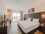 Standard room with partial sea view