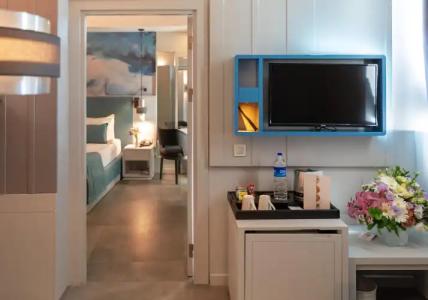 Crystal Centro Pearl Collection - Ultimate All Inclusive - 83