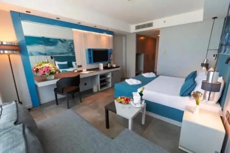 Crystal Centro Pearl Collection - Ultimate All Inclusive - 59