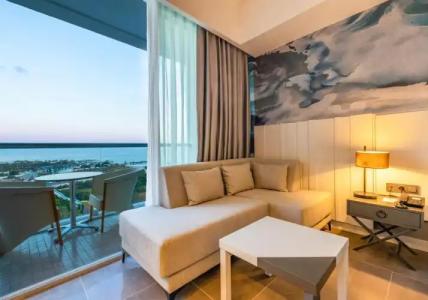 Crystal Centro Pearl Collection - Ultimate All Inclusive - 76