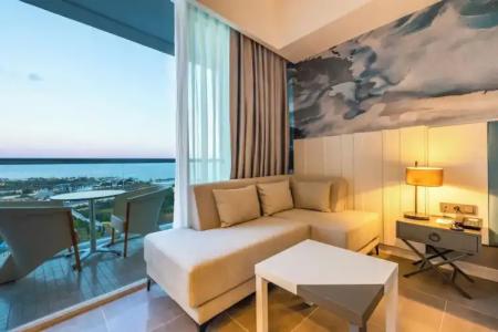 Crystal Centro Pearl Collection - Ultimate All Inclusive - 68