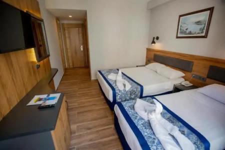 Kleopatra Fatih - 64