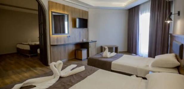 Kleopatra Fatih - 81